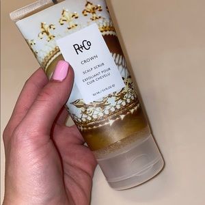 Brand new r + co scalp scrub